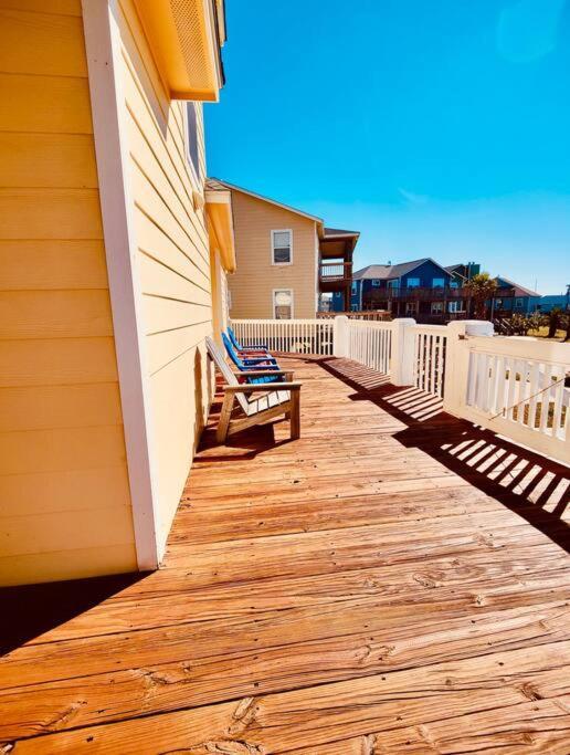 Sunny Delight - Sleeps 10 - Generous Space! Bolivar Peninsula المظهر الخارجي الصورة