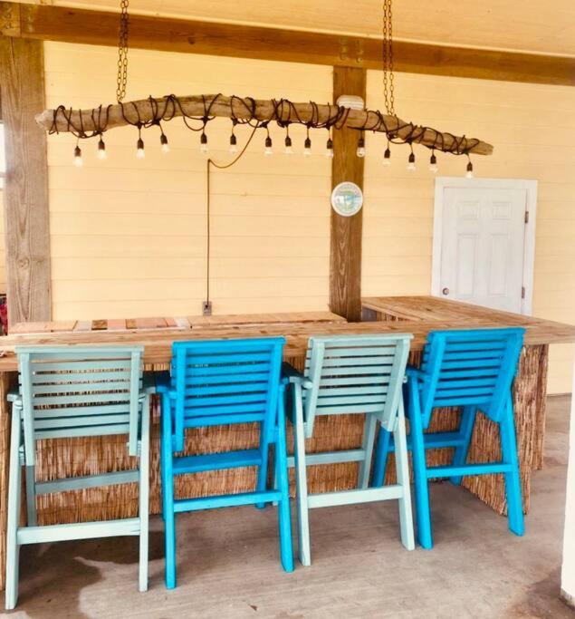 Sunny Delight - Sleeps 10 - Generous Space! Bolivar Peninsula المظهر الخارجي الصورة