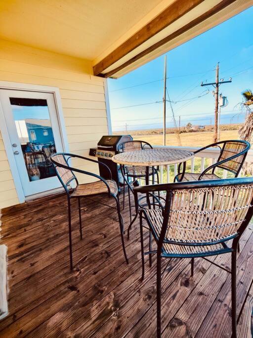 Sunny Delight - Sleeps 10 - Generous Space! Bolivar Peninsula المظهر الخارجي الصورة