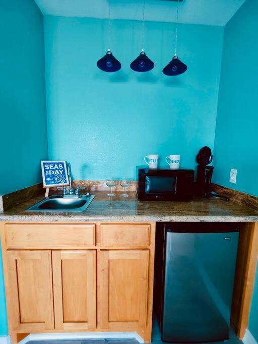 Sunny Delight - Sleeps 10 - Generous Space! Bolivar Peninsula المظهر الخارجي الصورة